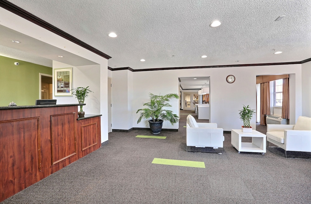 Studio6 Plano, TX - Dallas - Plano Medical Center 6/60