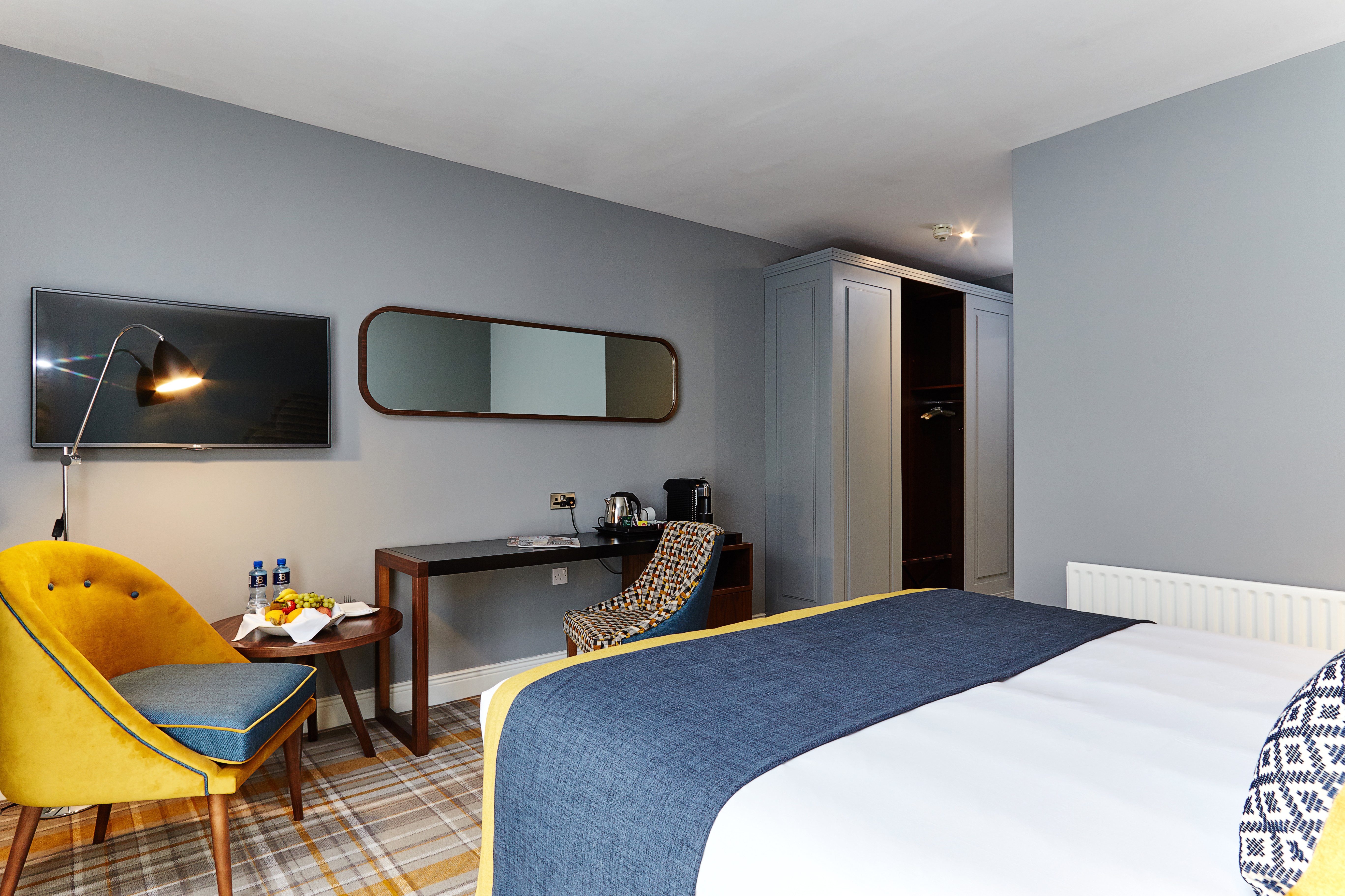 Boutique, King Bed