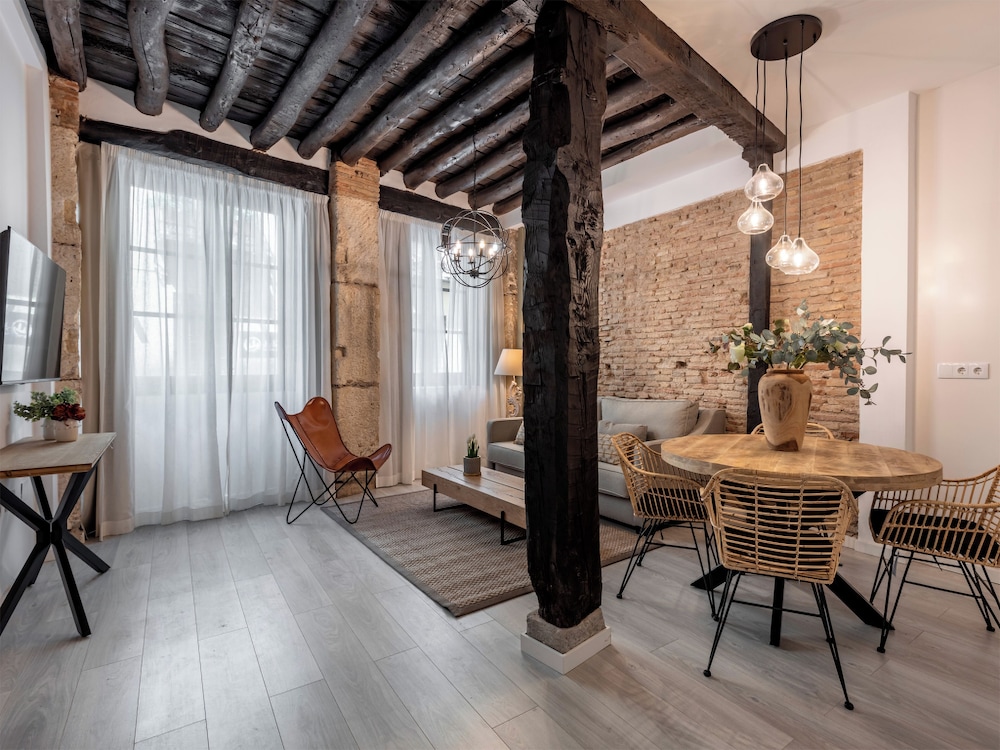 APARTAMENTOS PUERTA ELVIRA SUITES 3000 33/46