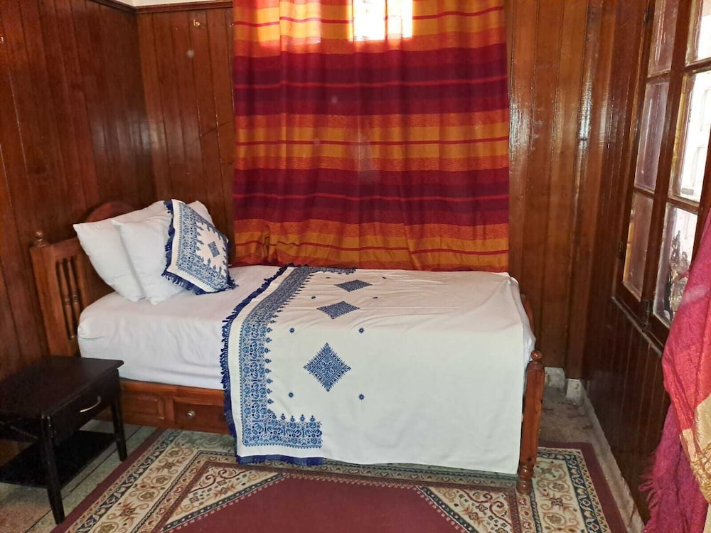 2 BEDROOMS, APARTMENT, CITY VIEW