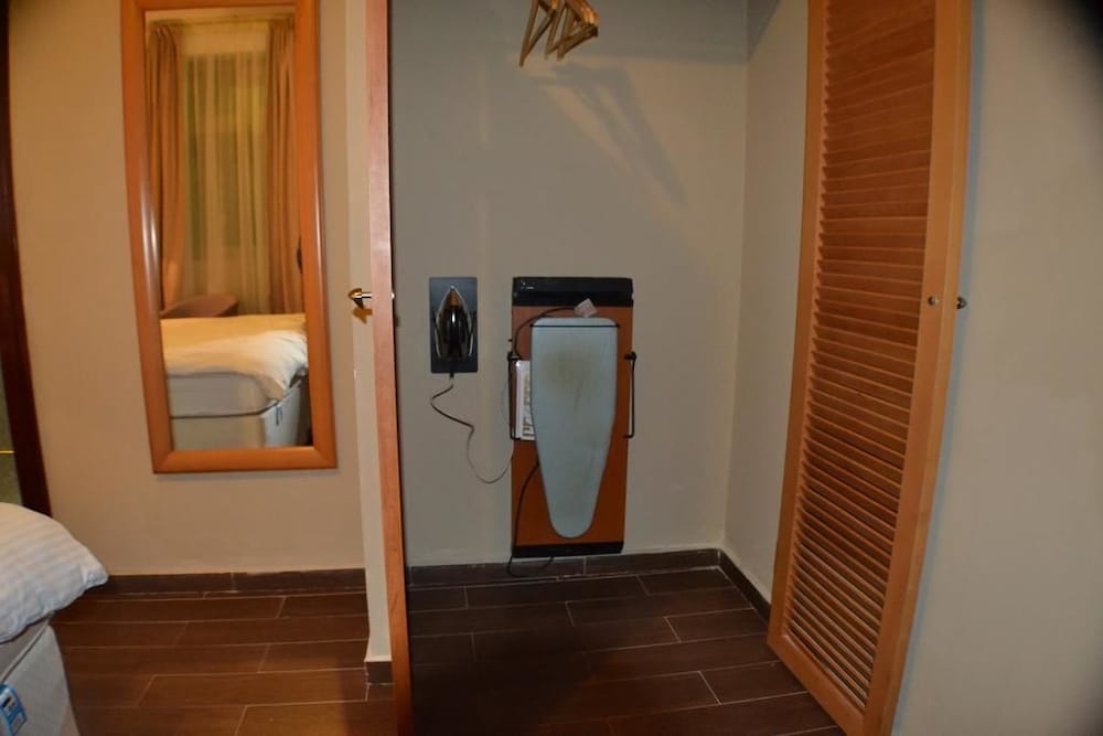 Fasil International Hotel photo3