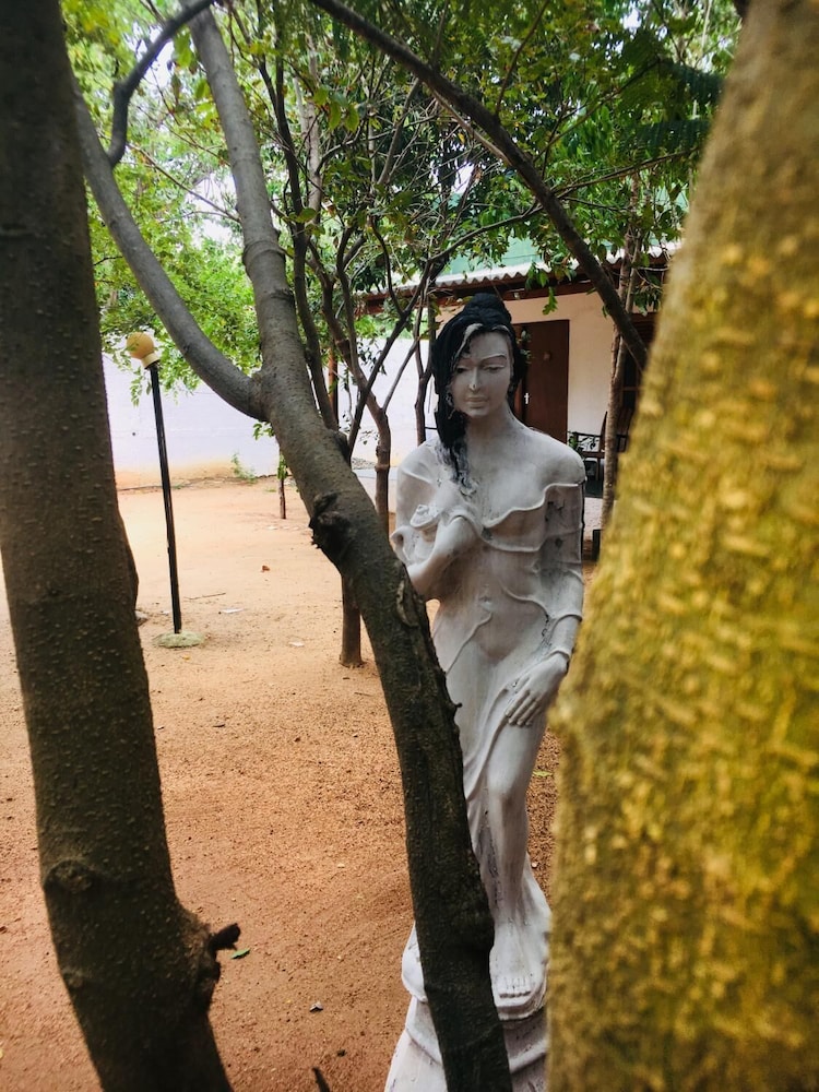 Alikele Hotel Sigiriya 30/40