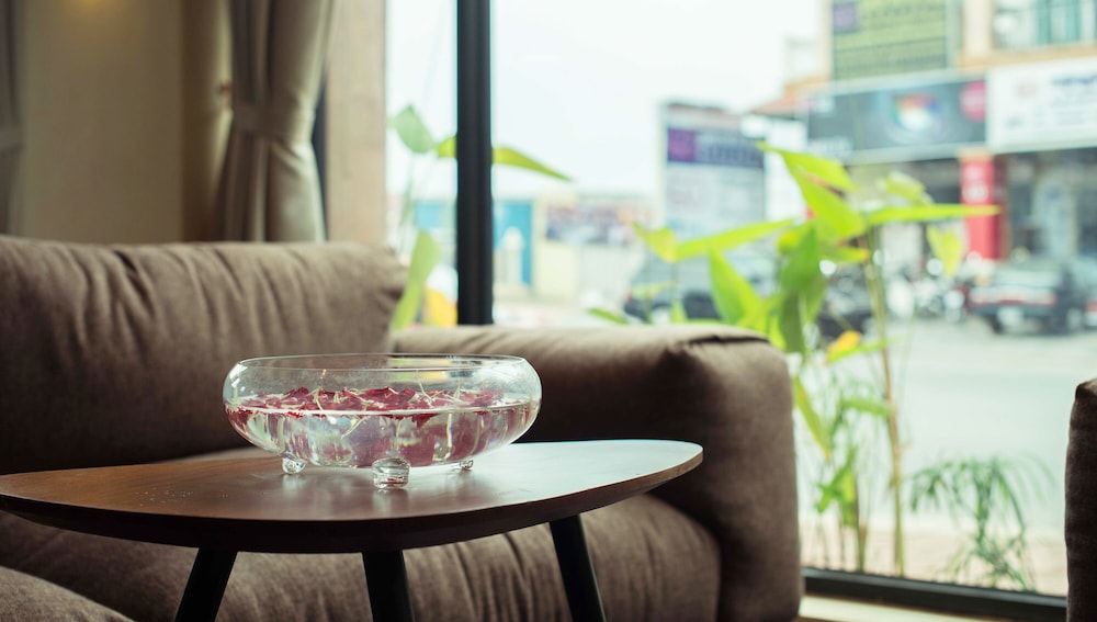 Almond Bassac River Hotel 41/49
