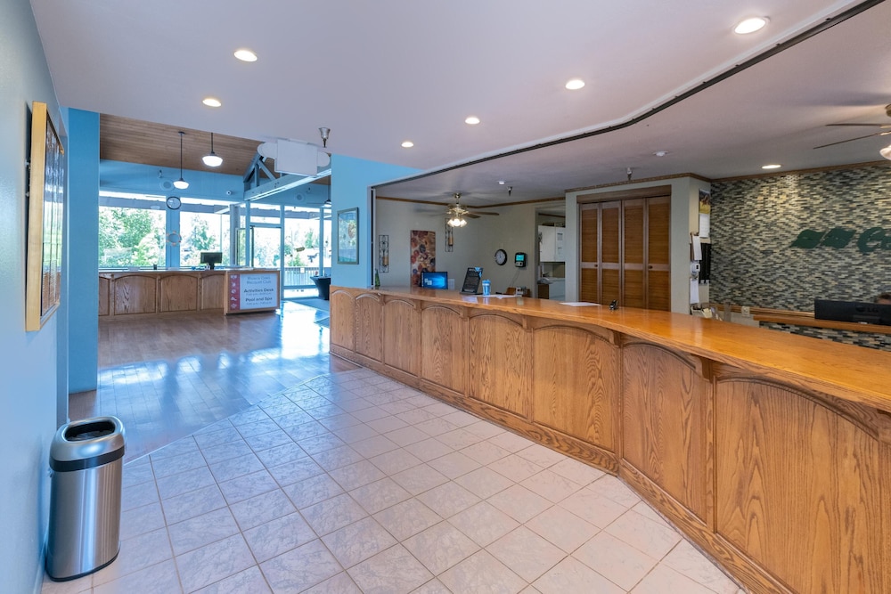 GetAways at San Diego Country Estates 10/50
