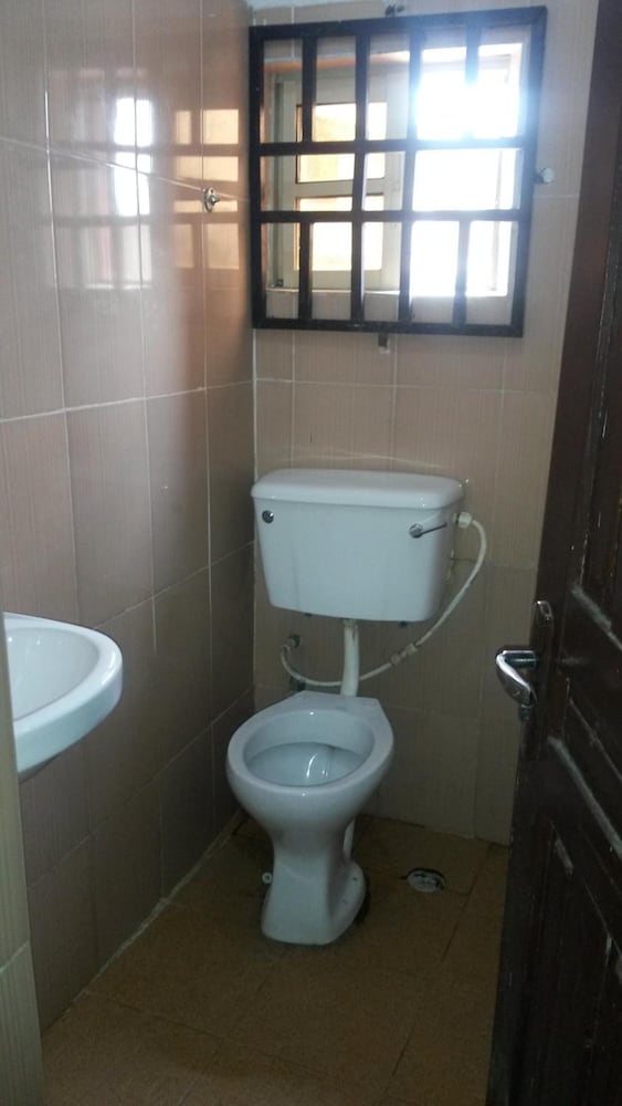 Kings Crown Hotel 23/23