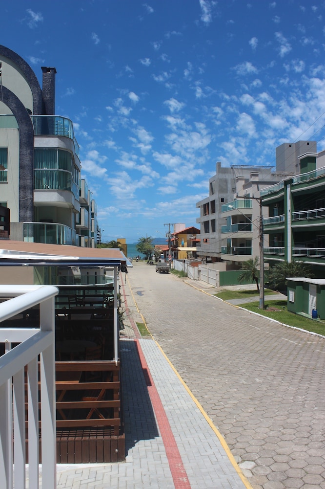 Hotel Bela Onda 42/48