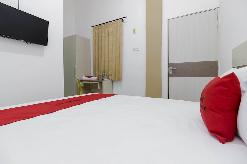 Reddoorz Near Palembang Trade Center 11/57