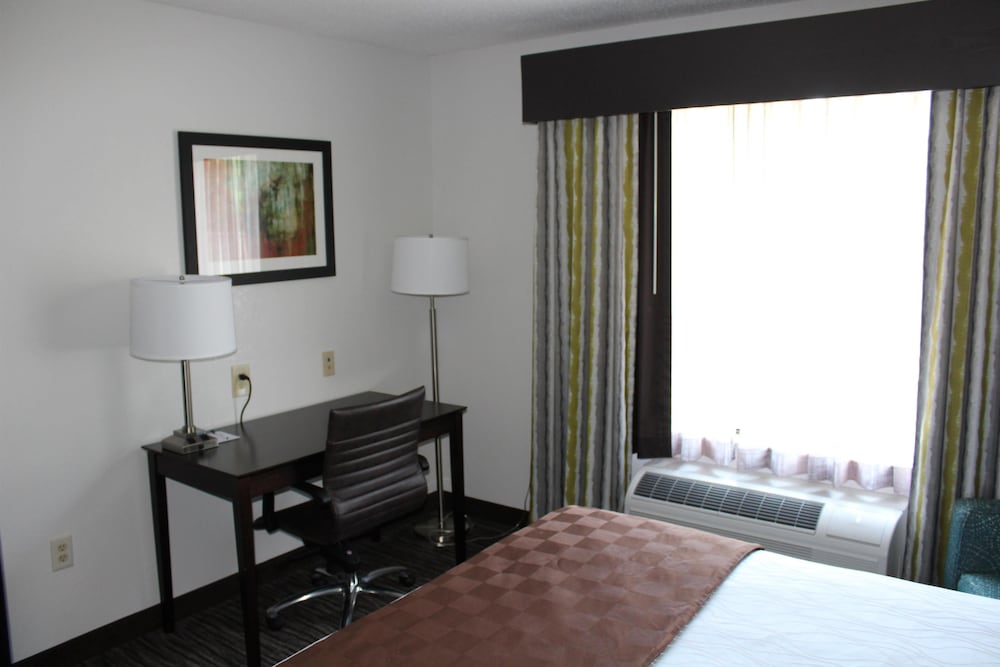 Best Western Magnolia Inn And Suites 9/36
