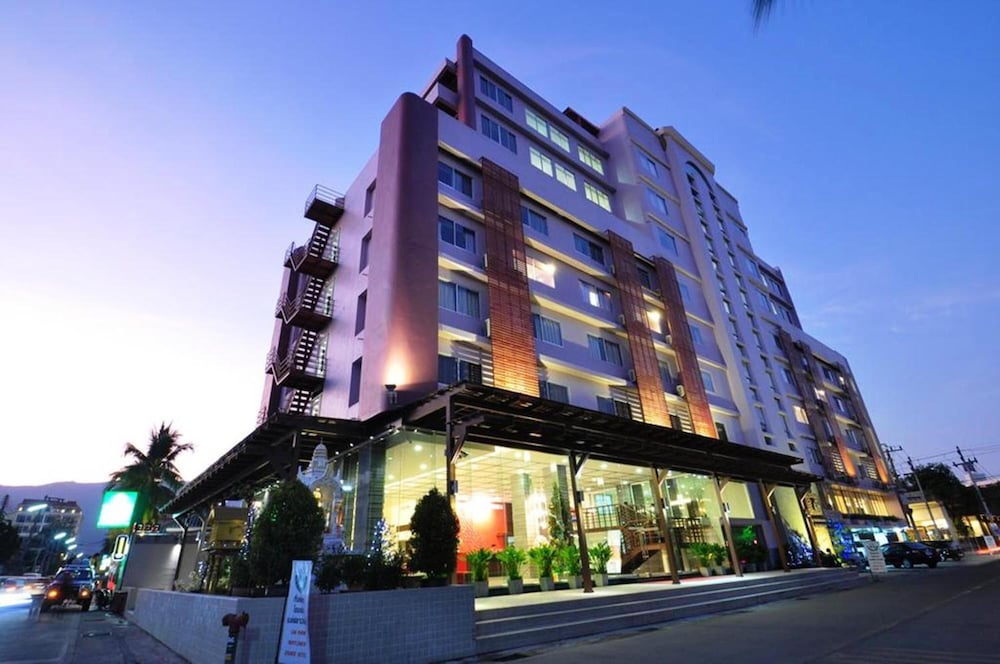 Mayflower Grande Hotel Chiang Mai 2/47