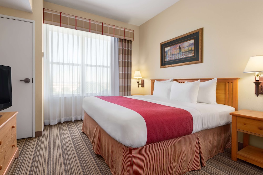 Country Inn And Suites By Radisson Tucson Airport 5/22