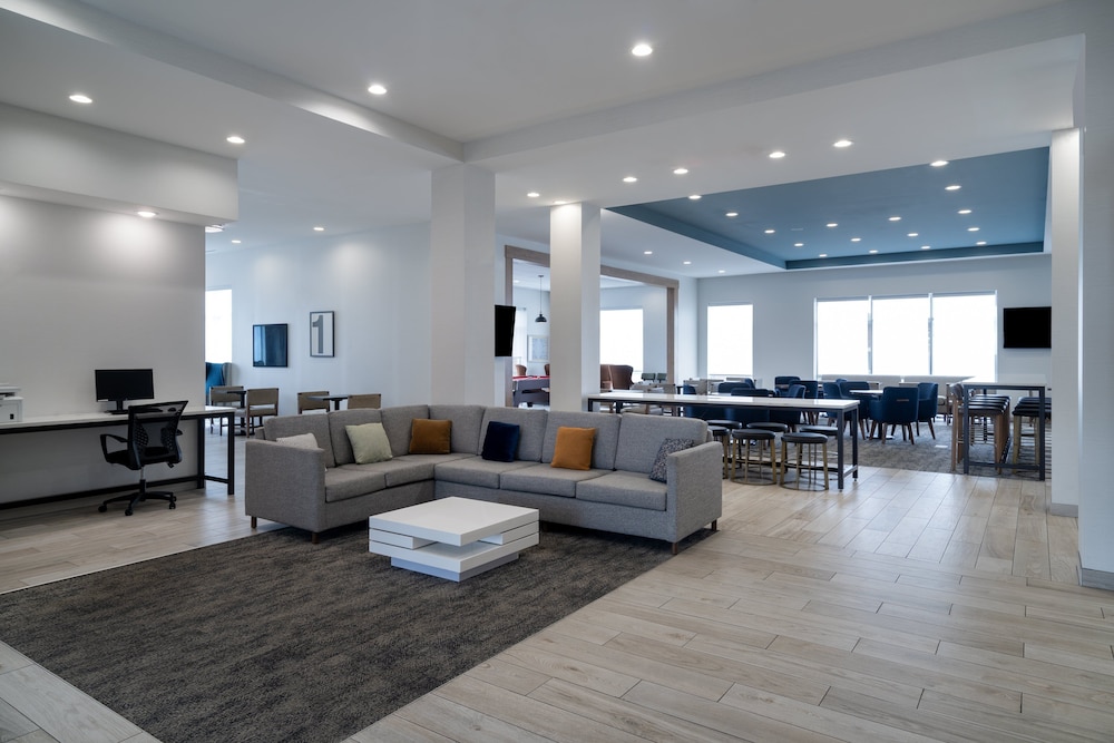 Staybridge Suites Louisville - Expo Center 23/31