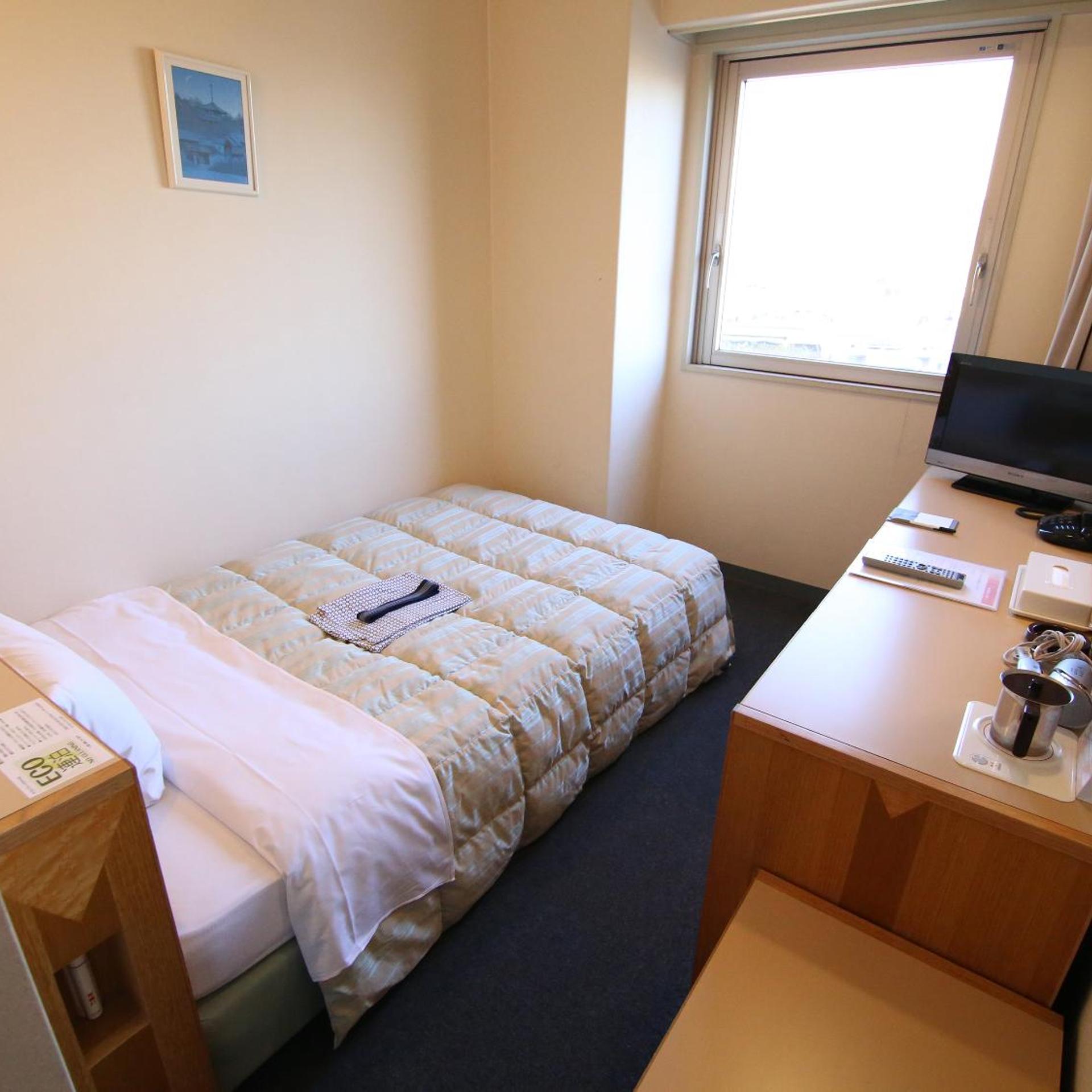 ROOM, SINGLE, NEW BUILDING