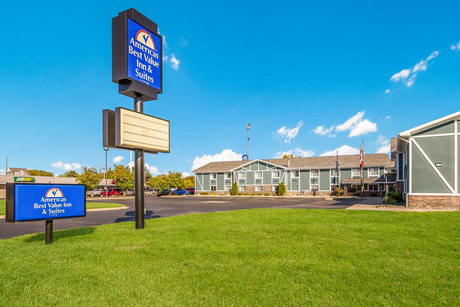 Americas Best Value Inn Birch Run 11/12