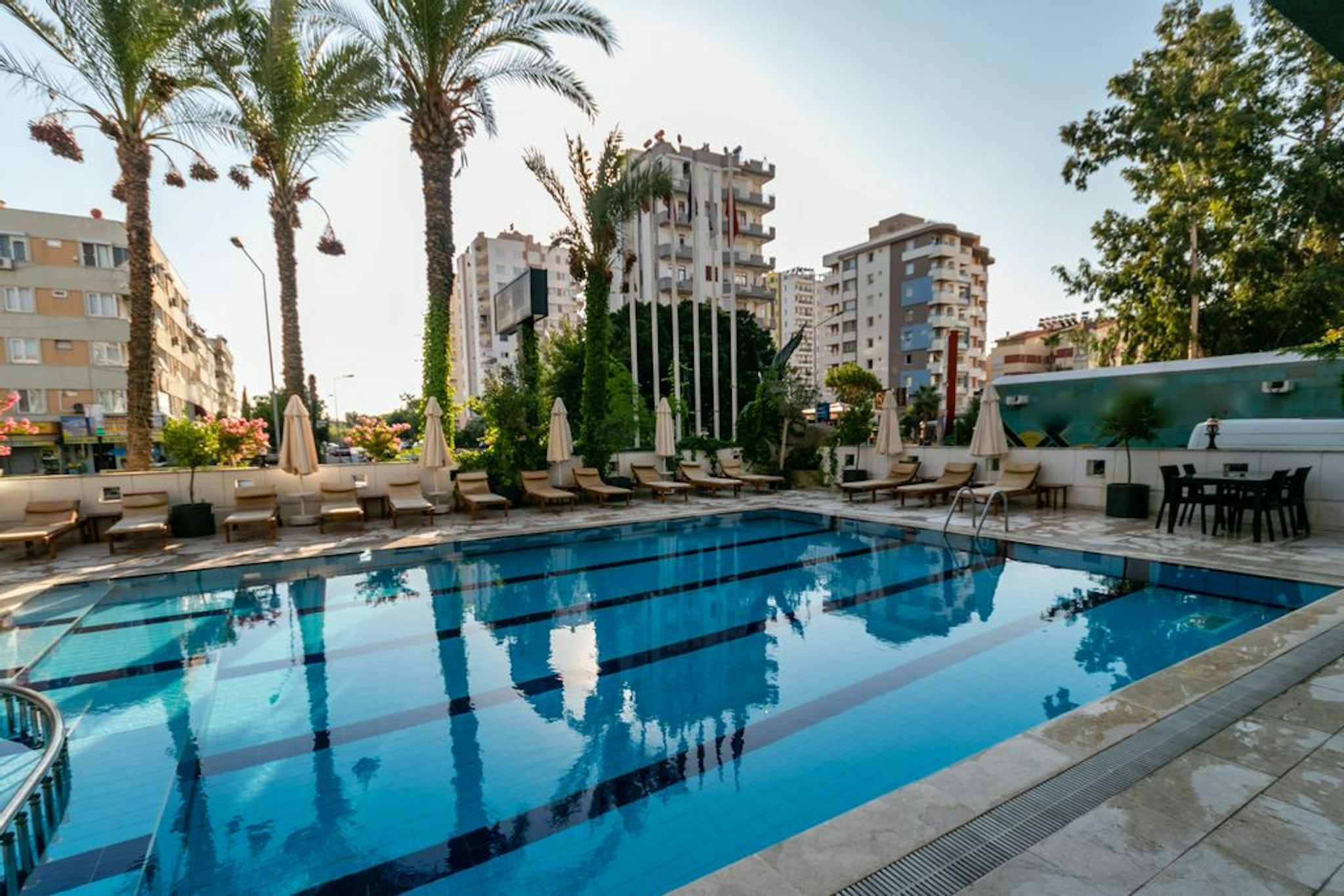 Lara Park Hotel 55/61