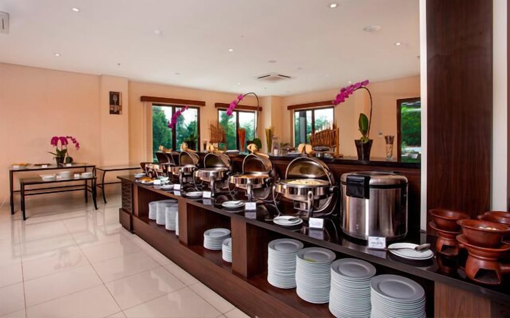 Padjadjaran Suites Resort Convention 37/59