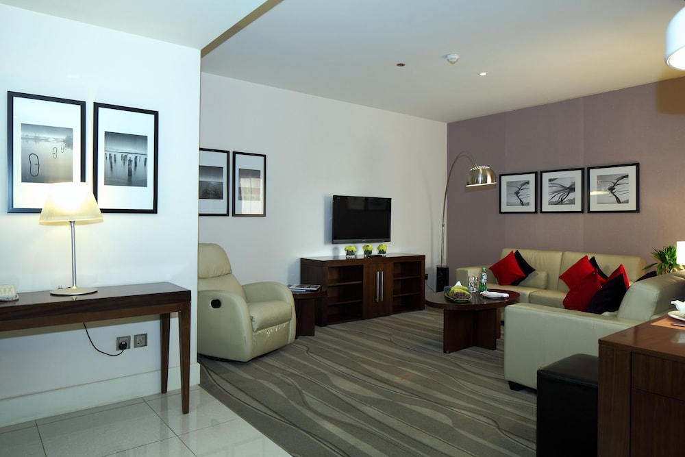 أجنحة نوفوتيل الرياض العليا(Novotel Suites Olaya Riyadh) 43/61