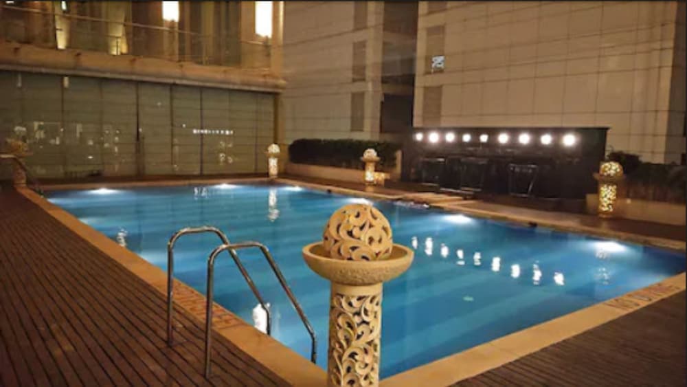 Royal Tulip Navi Mumbai 4/60
