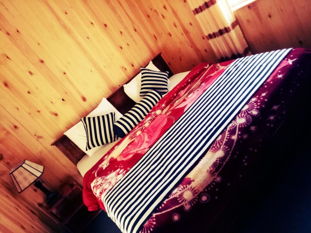 Blue Moon Guest House 7/45