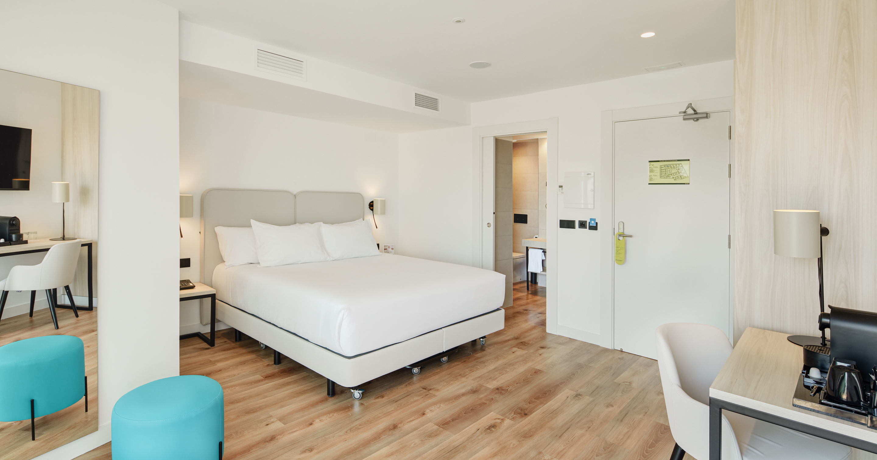 Superior, Single, Double Bed, Side Sea View, Terrace