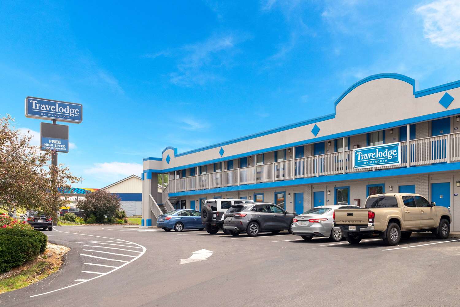 Travelodge by Wyndham Richmond IN 20/24