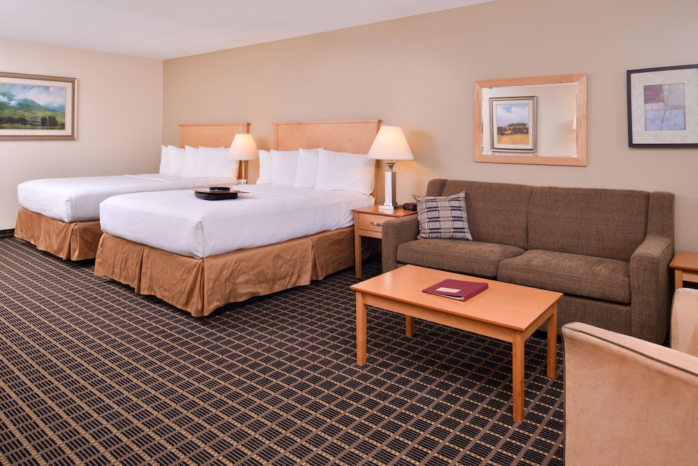 Campus Inn & Suites Eugene Downtown 32/57