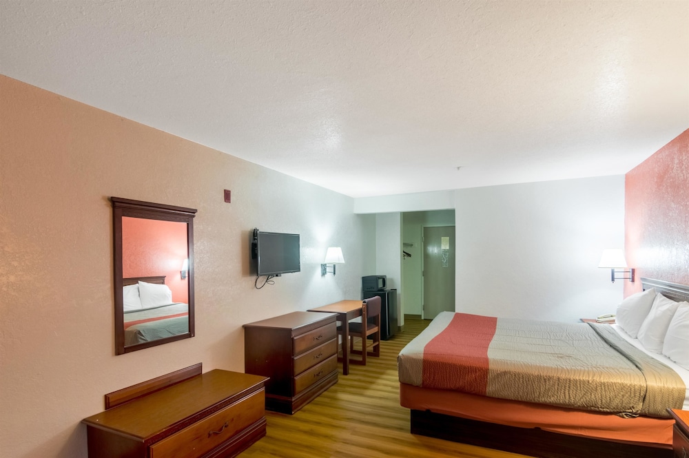 Motel6 Oklahoma City, OK 20/55