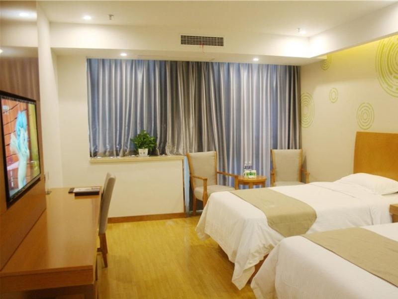 GreenTree Inn Bozhou Mengcheng County Red Star Macalline Business Hotel 1/17