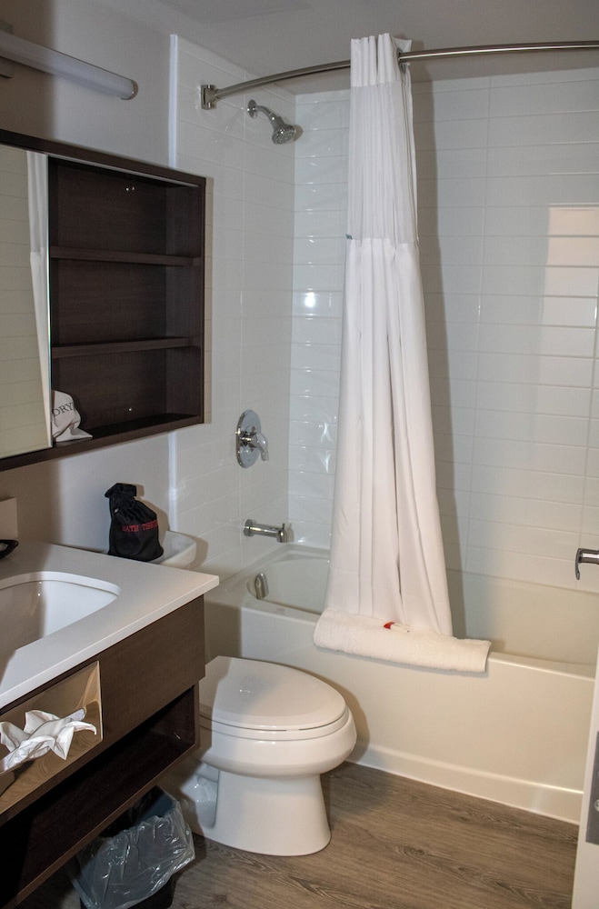 Microtel Inn and Suites by Wyndham Antigonish 21/21