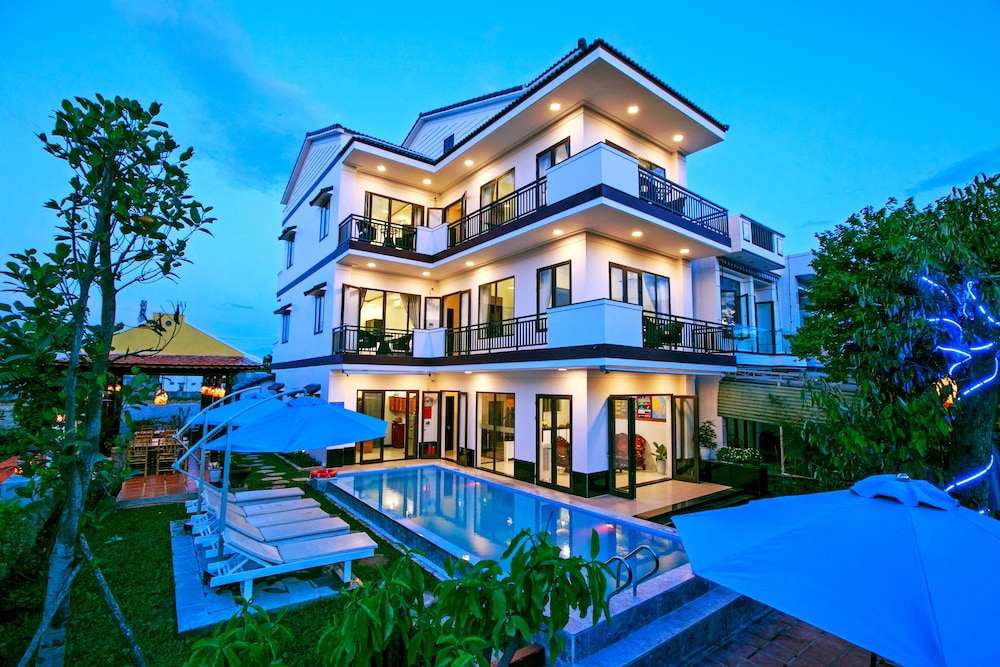 Zen Hoian Villa photo1