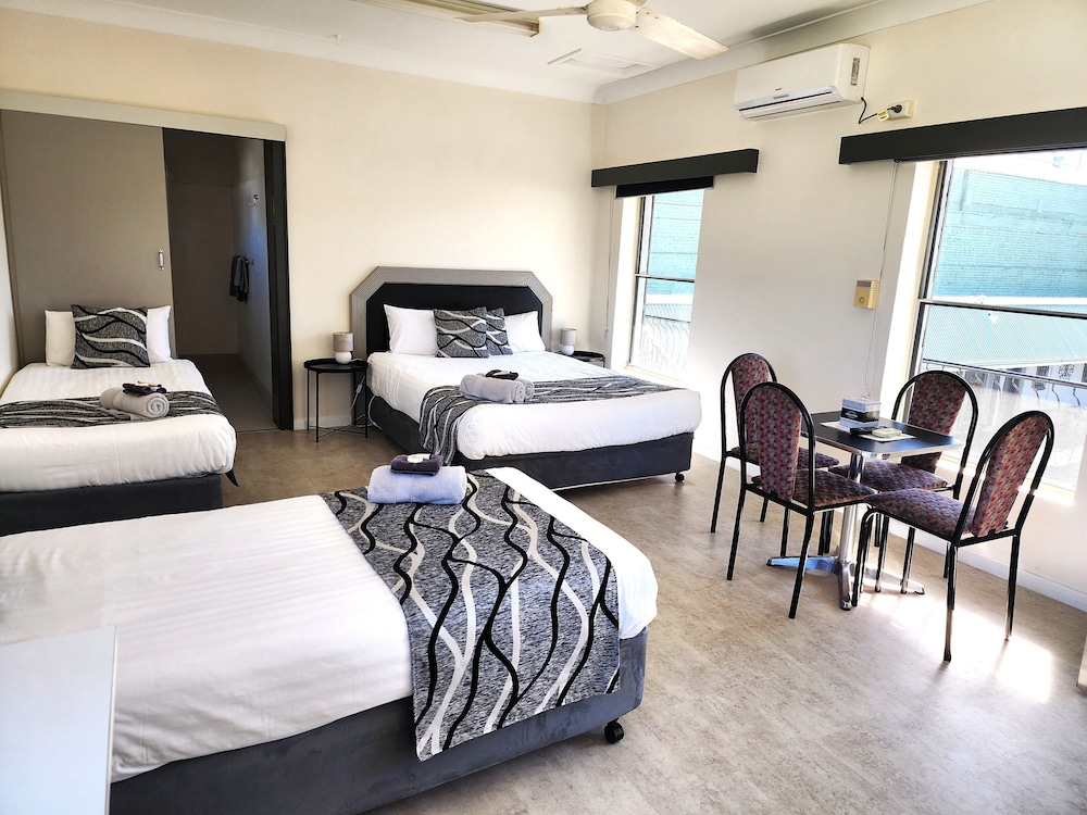 INVERELL MOTEL 4/26