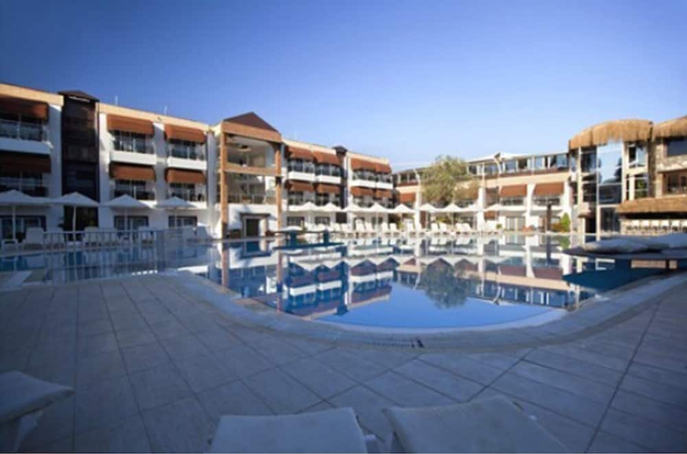 Risa Hotel 20/21