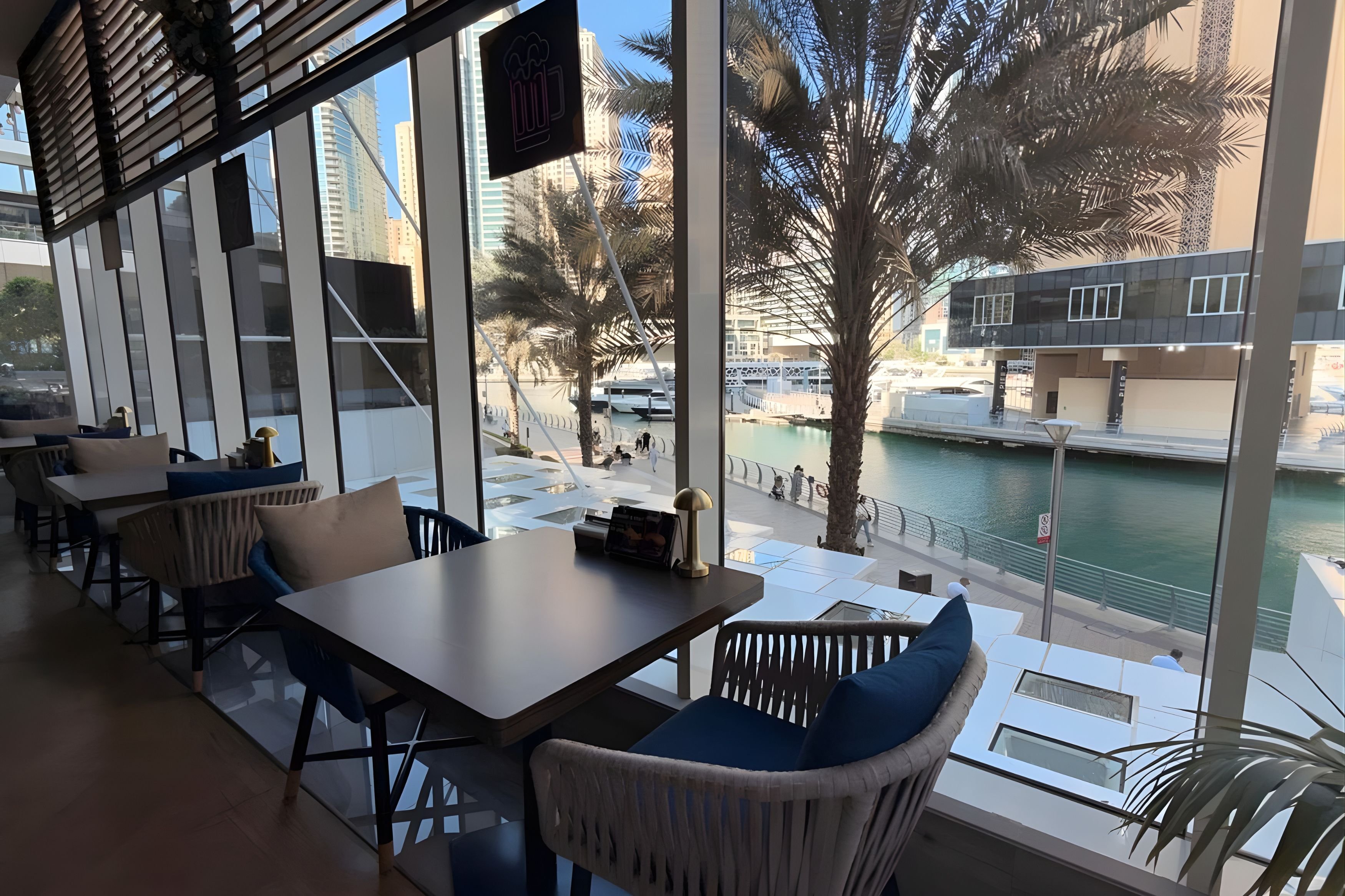 Crowne Plaza Dubai Marina 77/78
