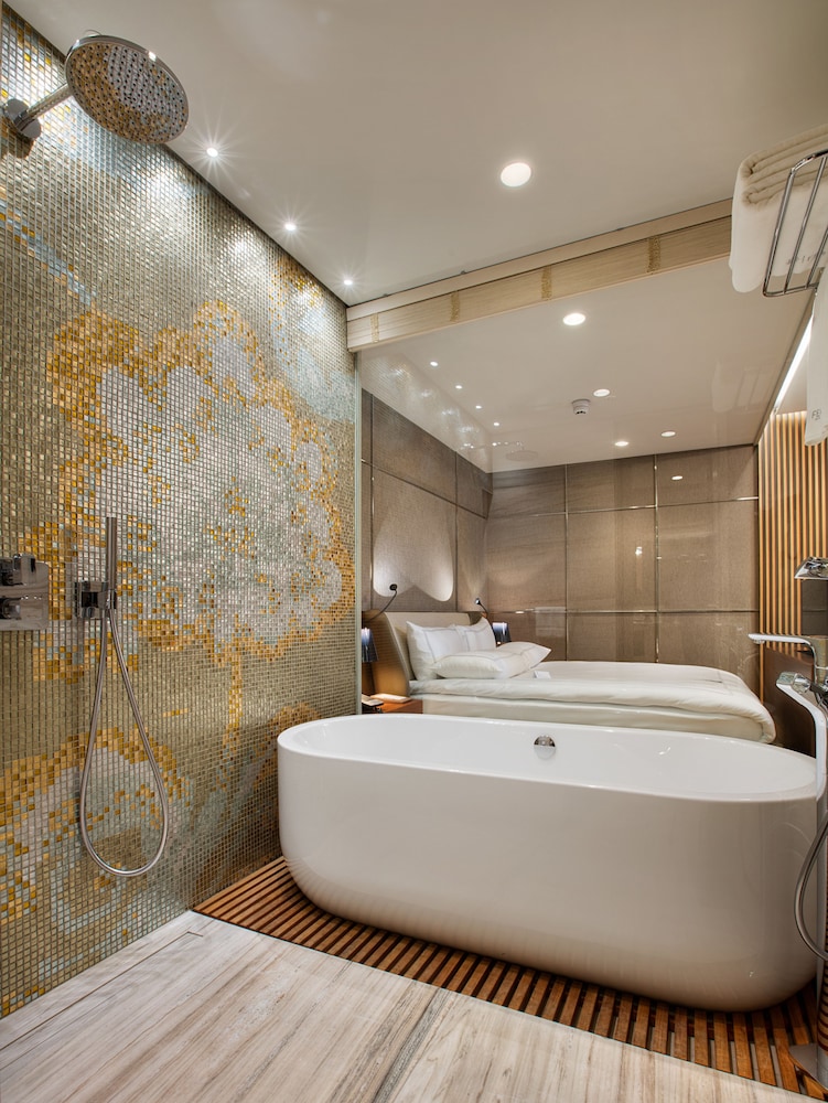 FER HOTEL 34/71