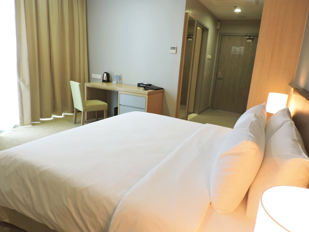 Hotel No5 5/52