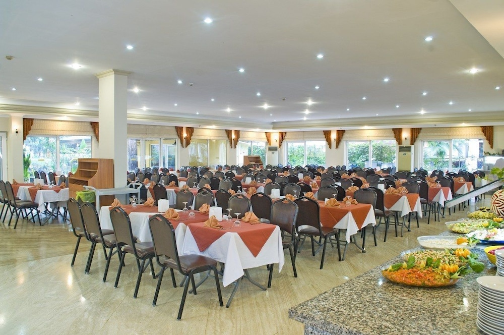Club Hotel Sunbel 26/49
