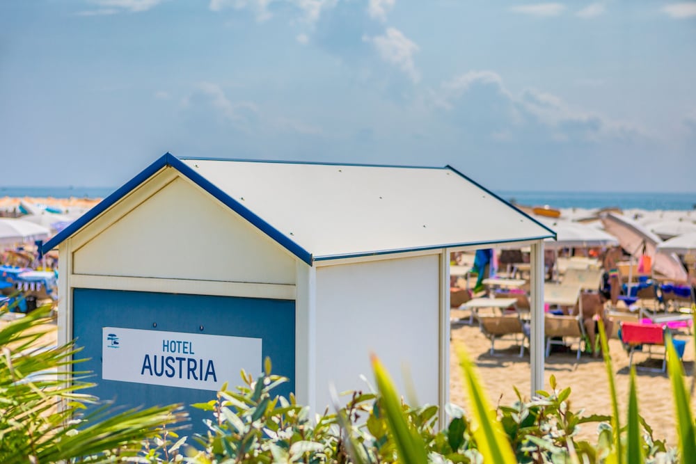 Hotel Austria 5/64