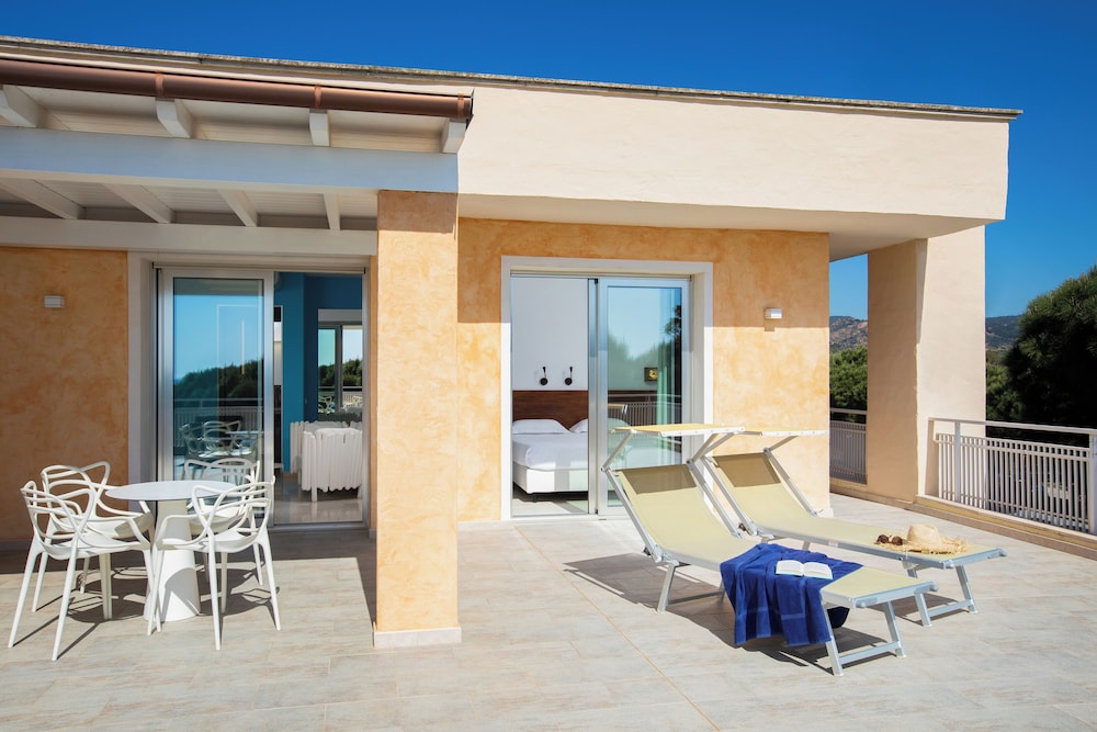 Tirreno Resort 26/44