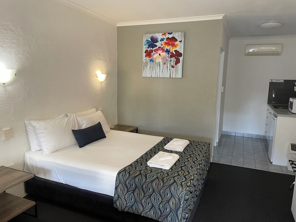 Bundaberg Spanish Motor Inn 5/33