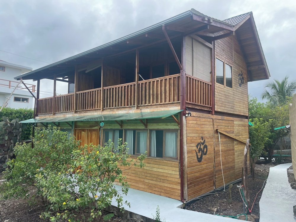 Galapagos Chalet 2/57