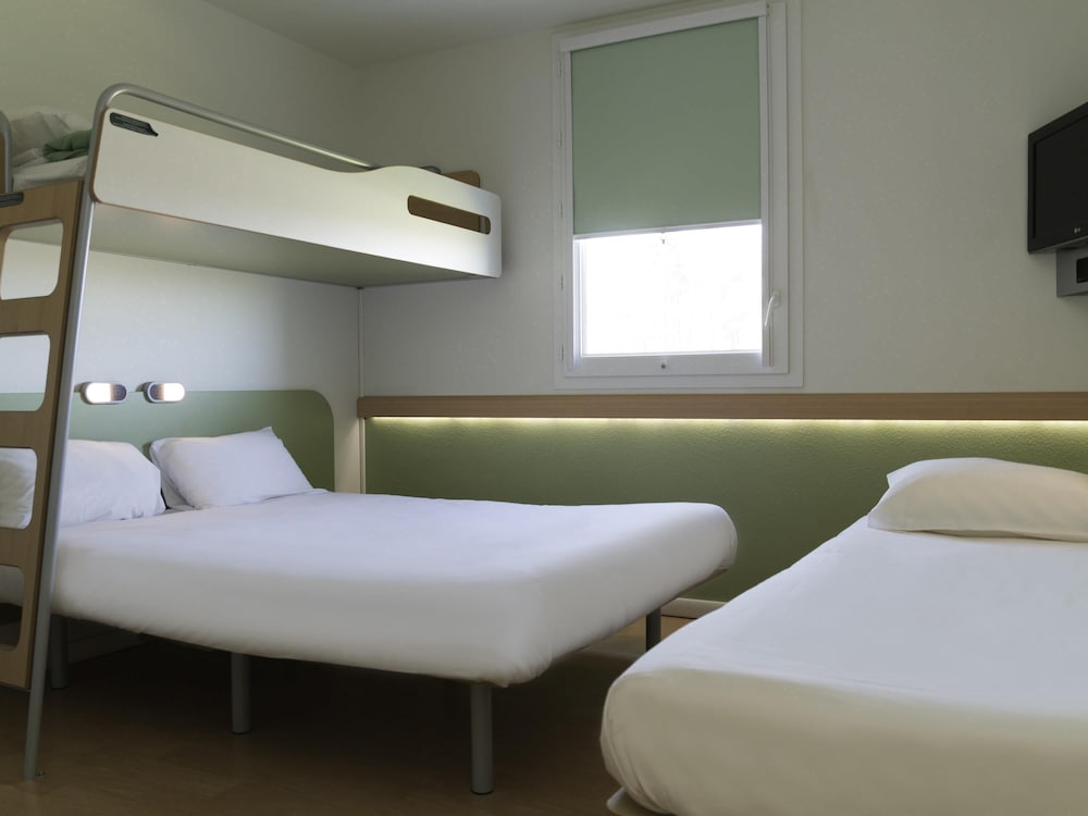 Ibis Budget Romorantin 7/27
