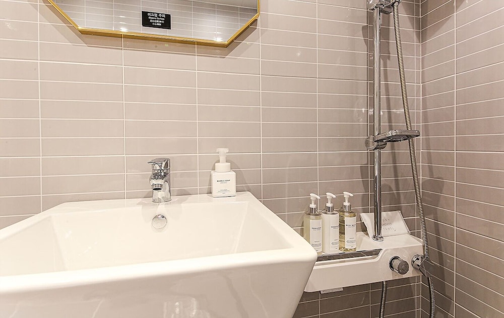Busan Seomyeon Business Hotel J7 16/20