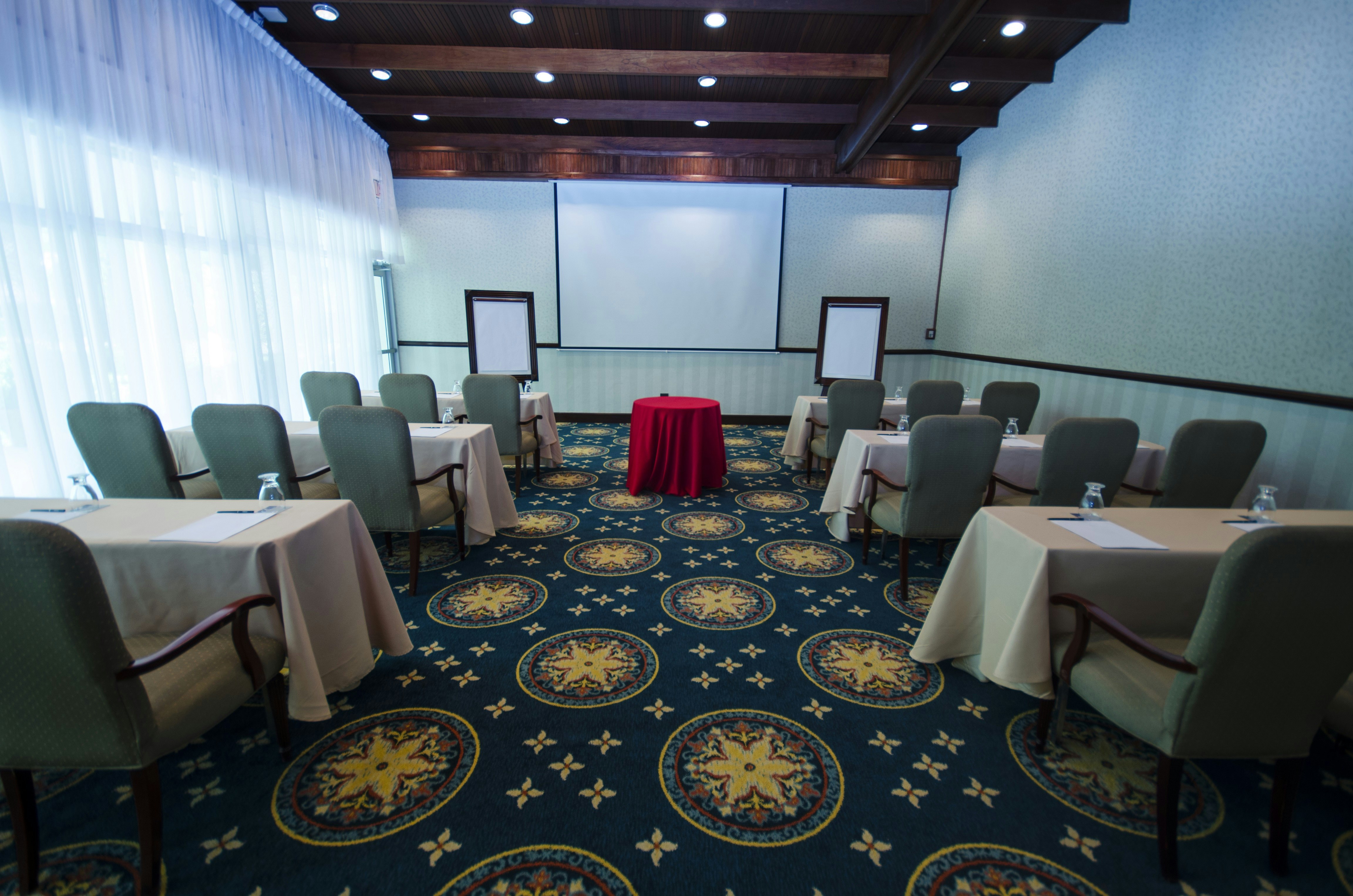 Hilton Princess San Pedro Sula 40/50