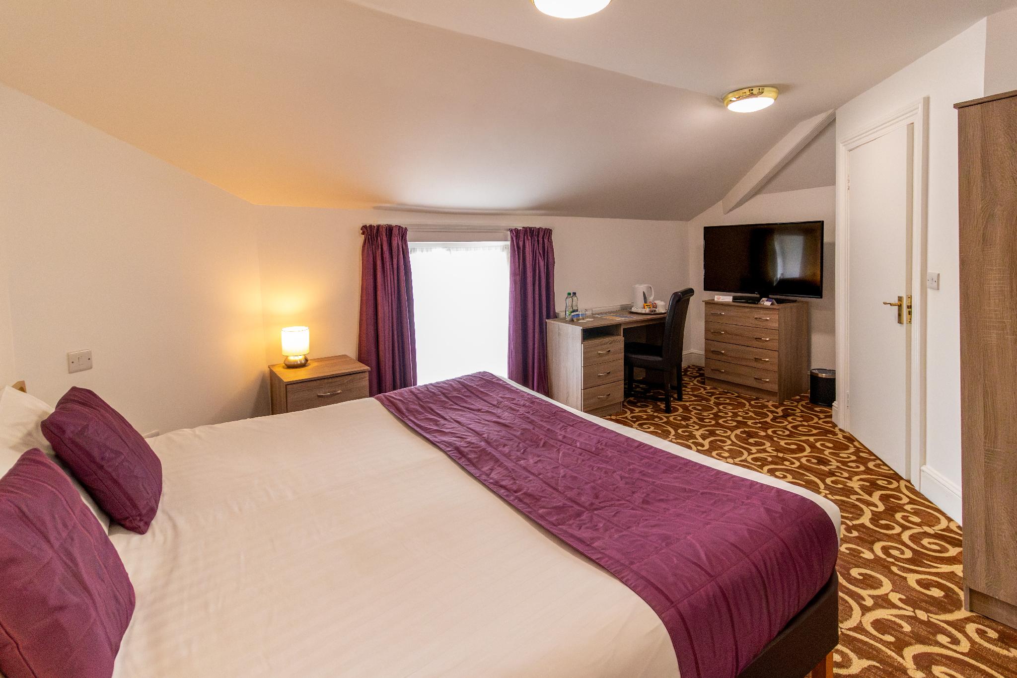 Semi Room, Semi Double Bed, Small