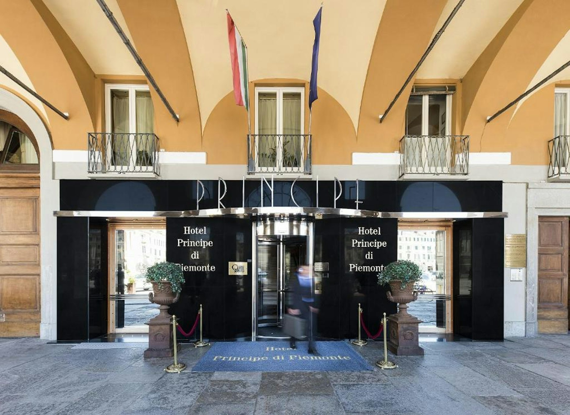 Phi Hotel Principe 2/60