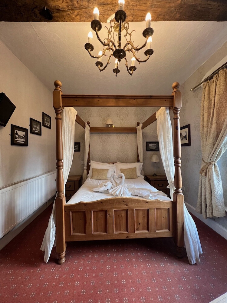 The Old Hall Hotel 7/30