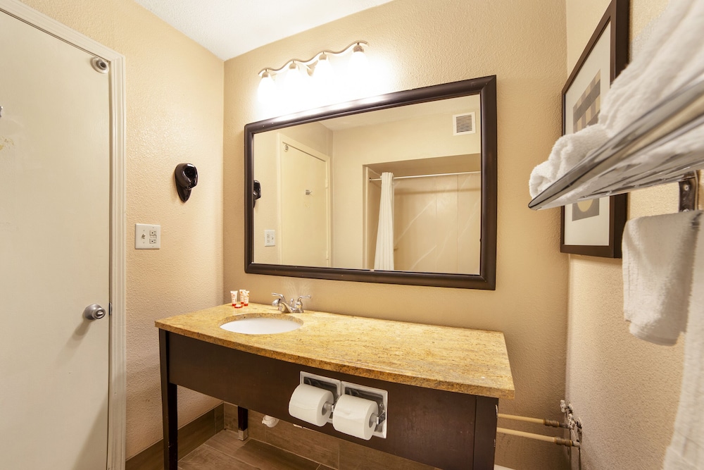 Wingate by Wyndham Columbia/Fort Jackson 50/50