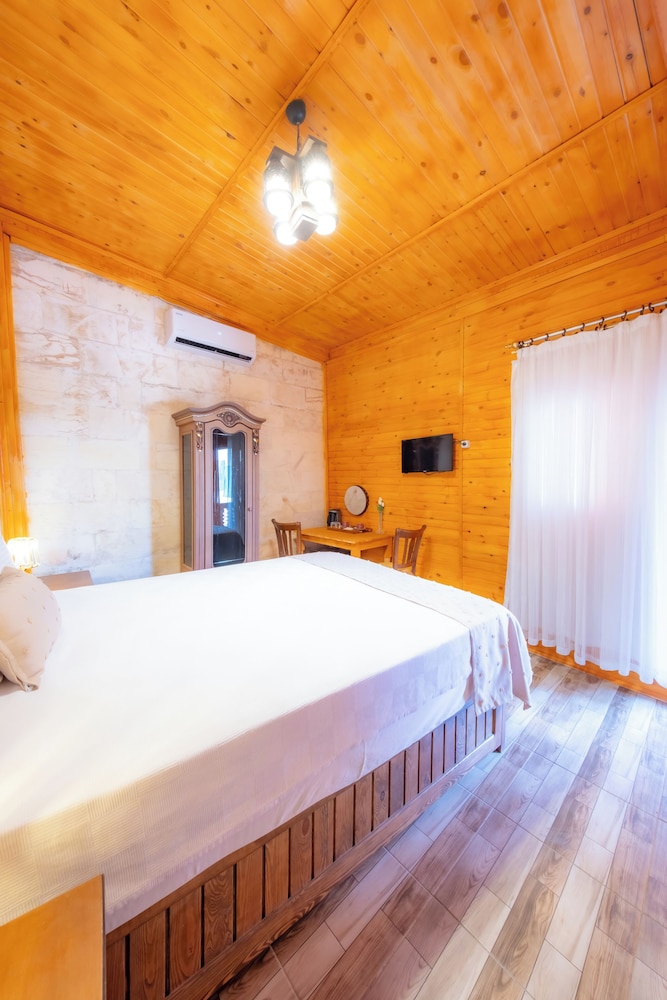 Karagul Otel 16/50
