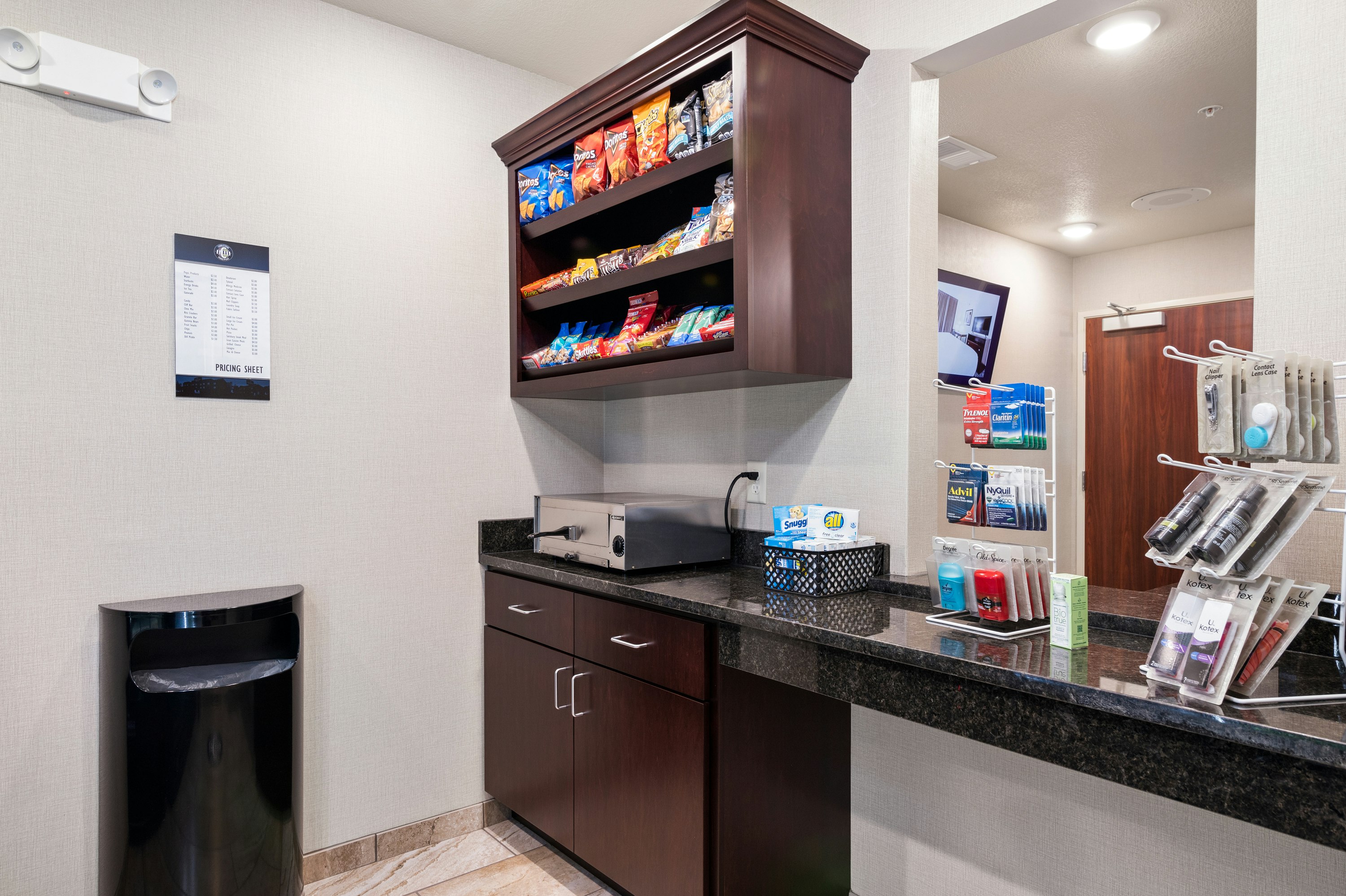 Cobblestone Inn & Suites - Yuma 3/38