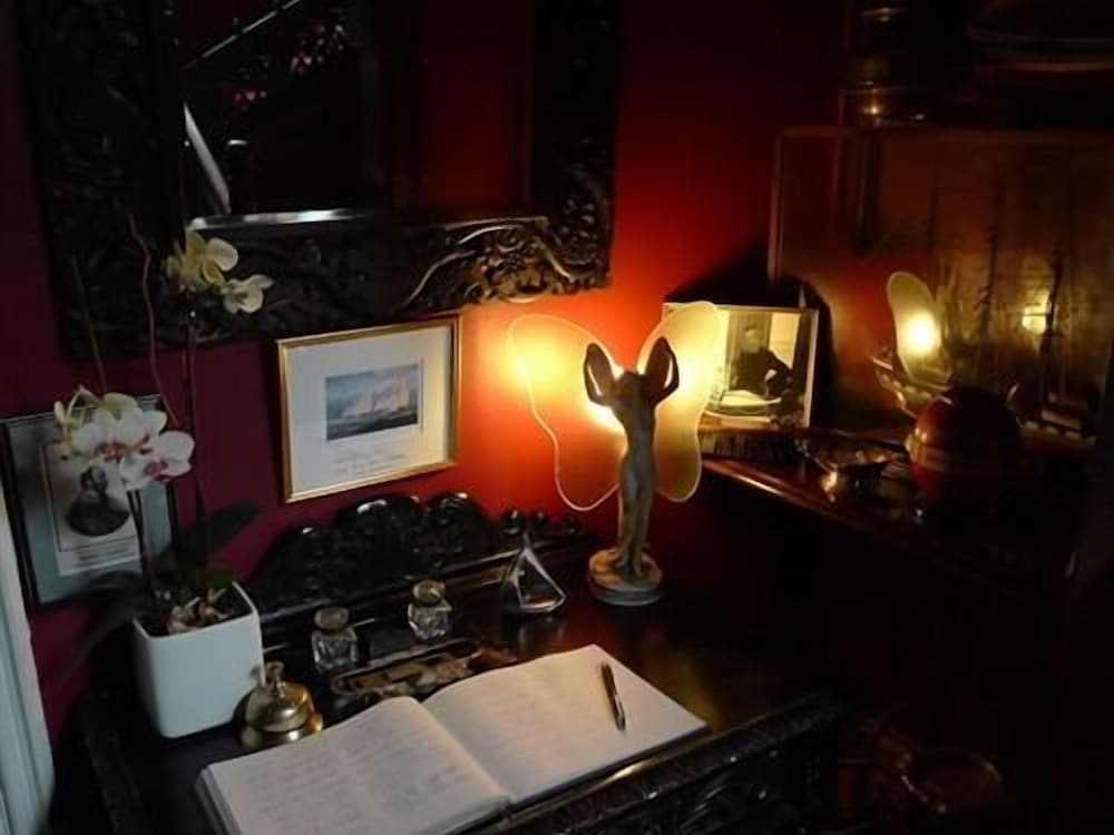 Villa Rothsay Hotel 44/53