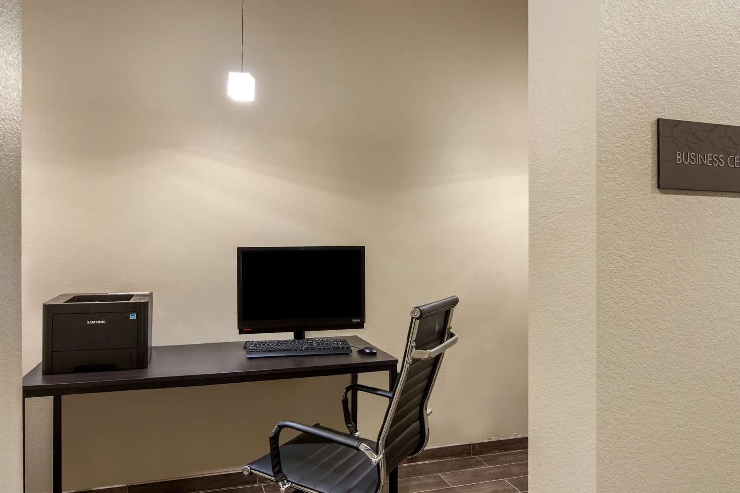 Comfort Suites Brunswick Town Center 17/19